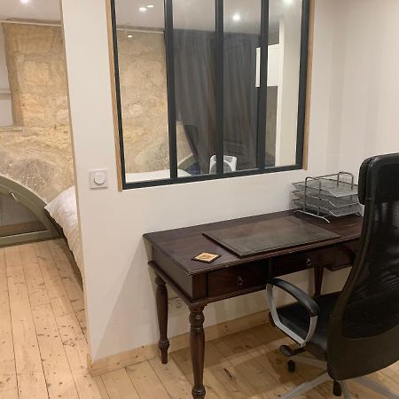 Chambre Avec Salle De Bain Et Cuisine Privee Centre Ville Historique Avec Climatisation Et Patio Bordeaux Exterior foto